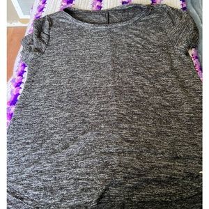 COPY - Hollister “must have” collection tee-shirt — multiple colors & sizes